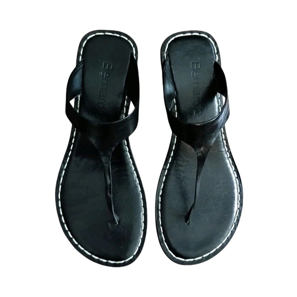 Bernando Sz. 9N Black Leather Thong Heel Sandals Minimalist Capsule Classic